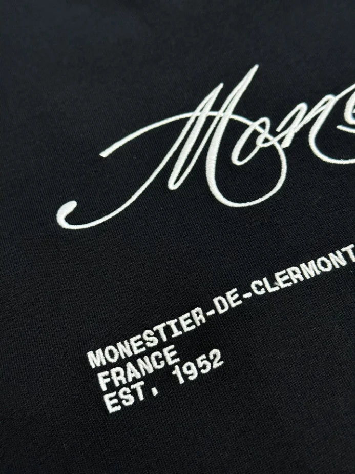 MONCLER BLACK EMBROIDERED CURSIVE LOGO COTTON T-SHIRT – MCT031