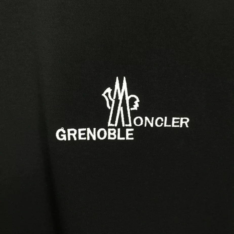 MONCLER GRENOBLE DAY-NAMIC LOGO COTTON T-SHIRT – MCT002
