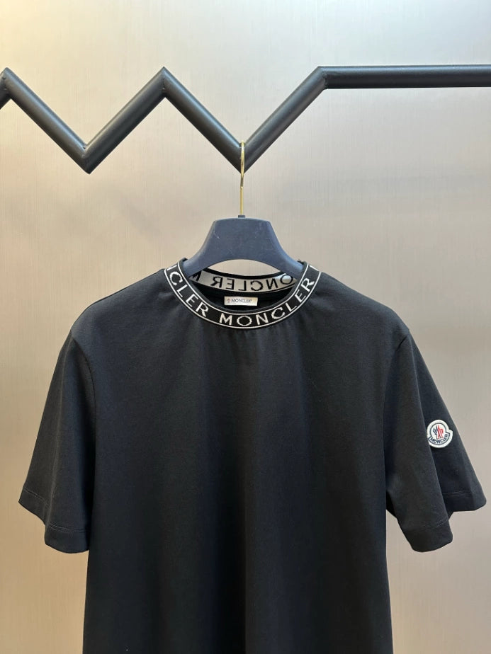 MONCLER LOGO-TRIMMED COTTON T-SHIRT – MCT023