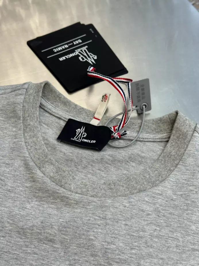 MONCLER T-SHIRT – MCT037