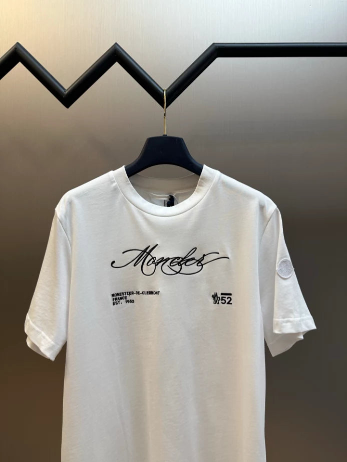 MONCLER WHITE EMBROIDERED CURSIVE LOGO COTTON T-SHIRT – MCT032