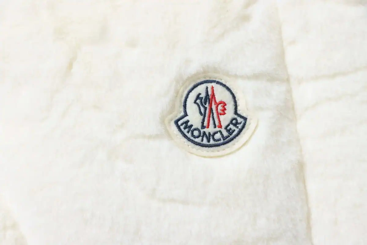 Moncler Arques Quilted Fleece Down Vest White – MC157