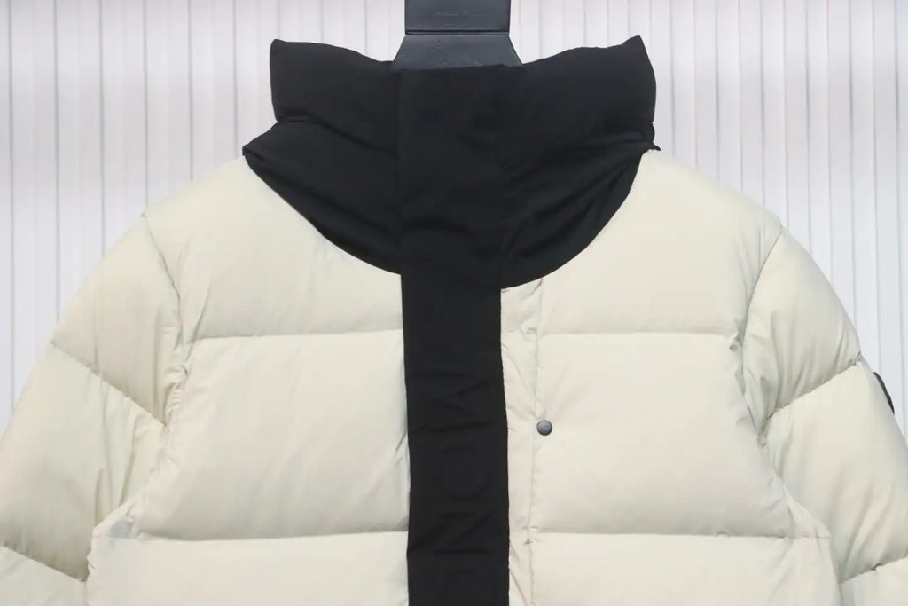Moncler Black and White Madeira Hooded Short Down Jacket – MC186