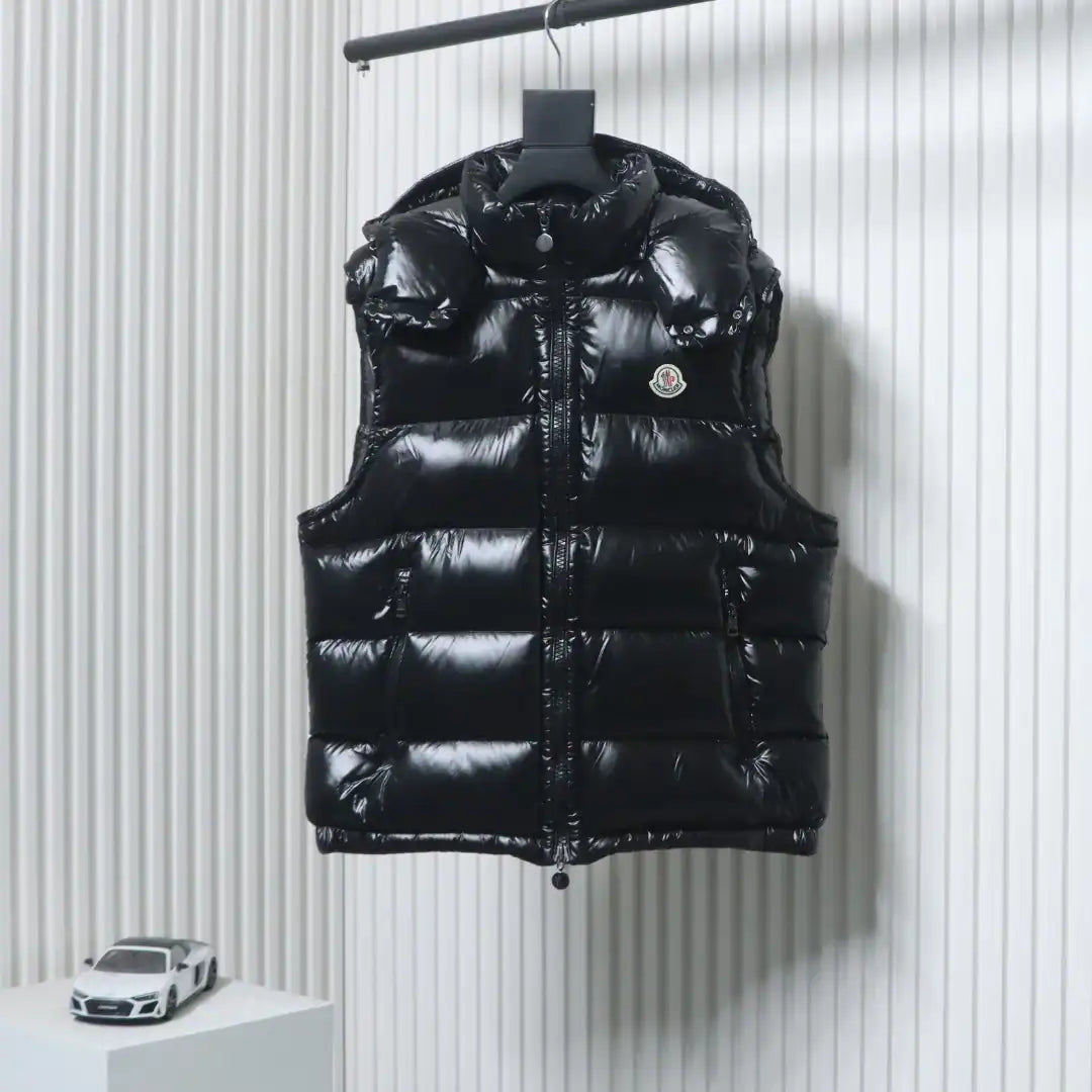 Moncler Bormes Hooded Down Vest Black – MC177