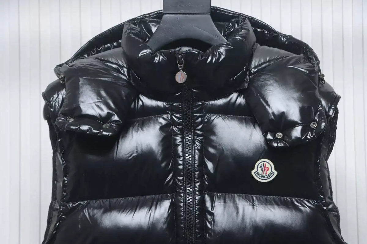 Moncler Bormes Hooded Down Vest Black – MC177