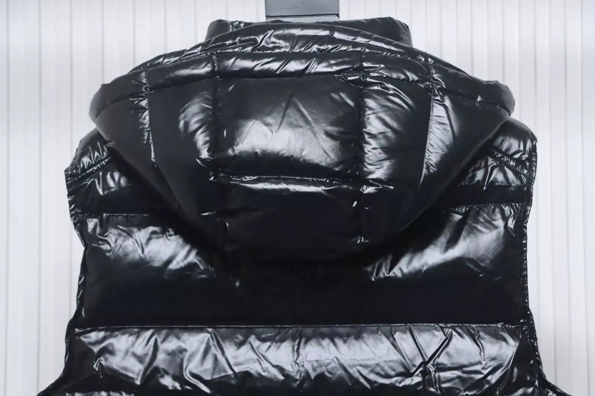 Moncler Bormes Hooded Down Vest Black – MC177