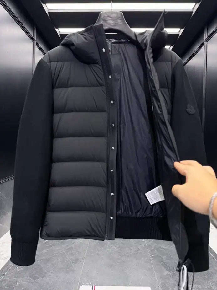 Moncler Cardigan Tricot – MC148