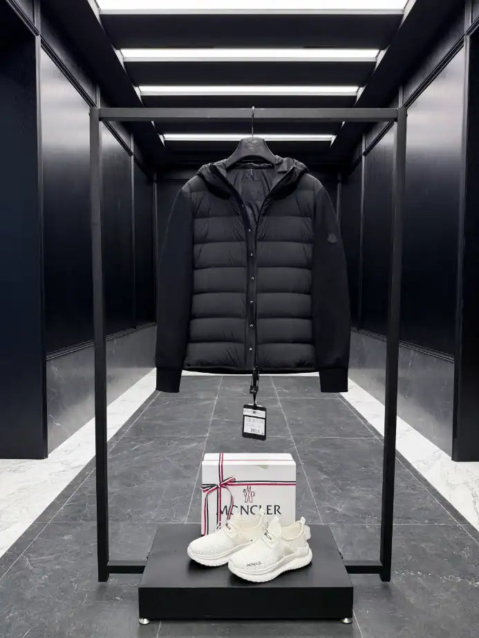 Moncler Cardigan Tricot – MC148