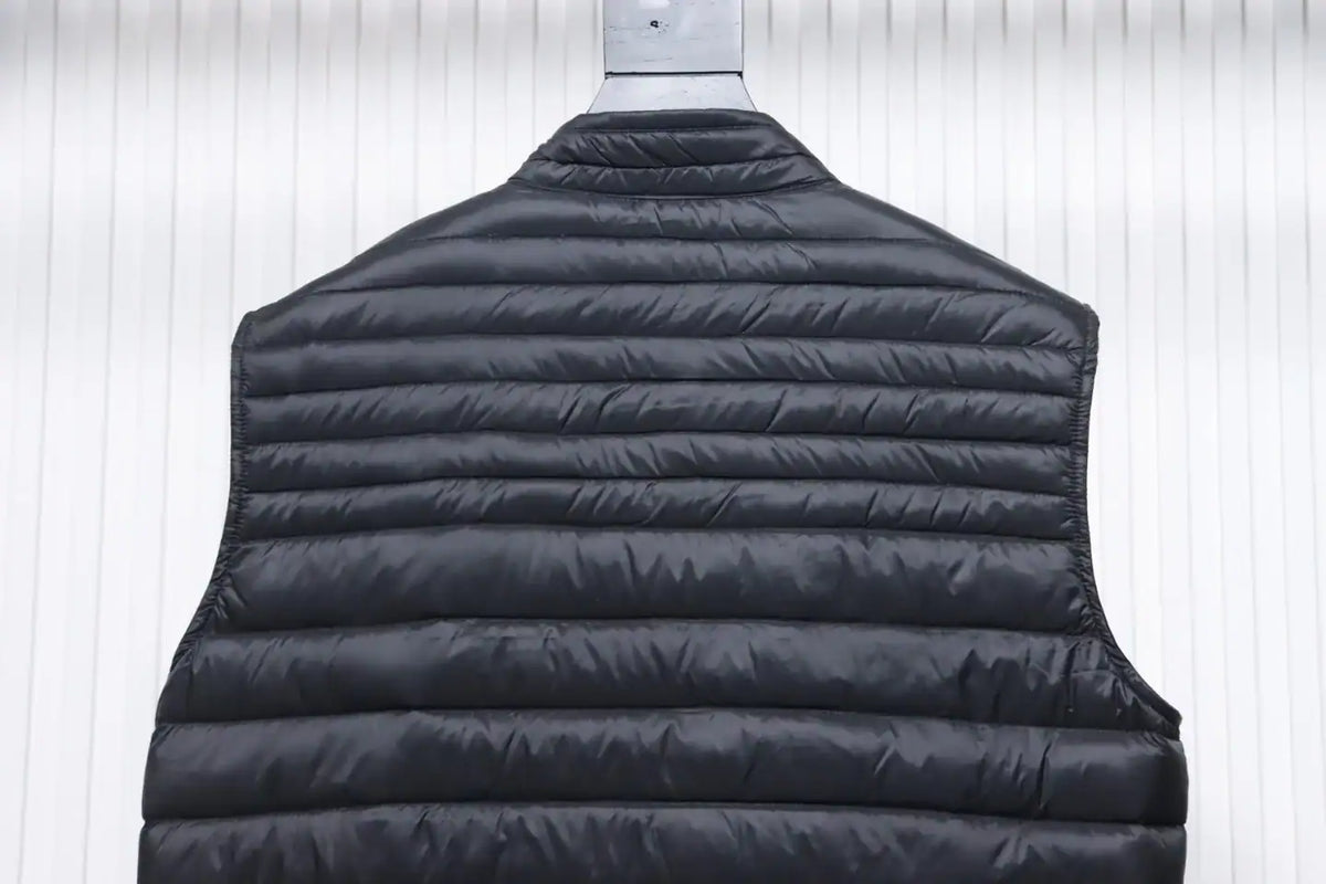 Moncler Classic Down Vest Black – MC180