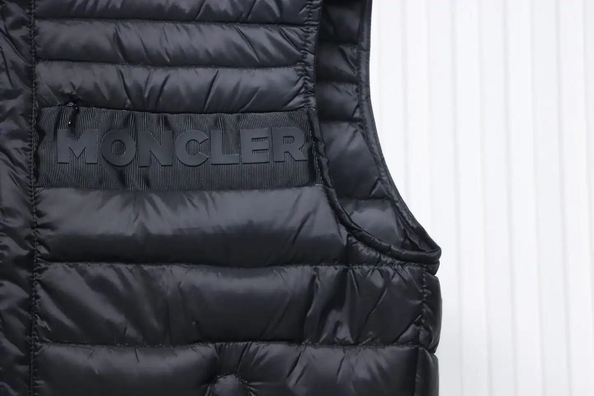 Moncler Classic Down Vest Black – MC180