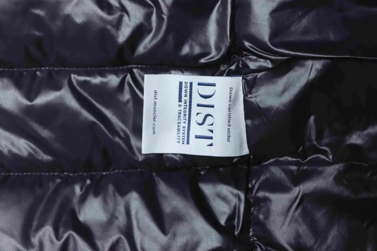 Moncler Cornour Down Jacket Black – MC182