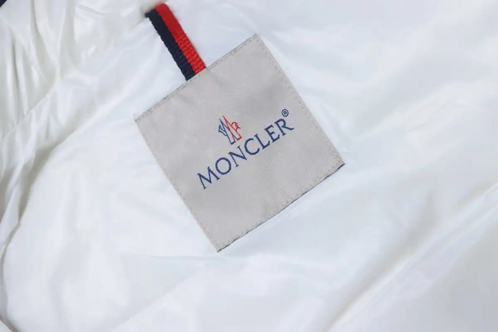 Moncler Cornour Down Jacket White – MC183