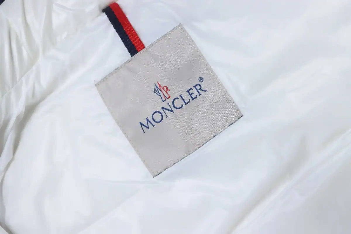 Moncler Cornour Down Jacket White – MC183