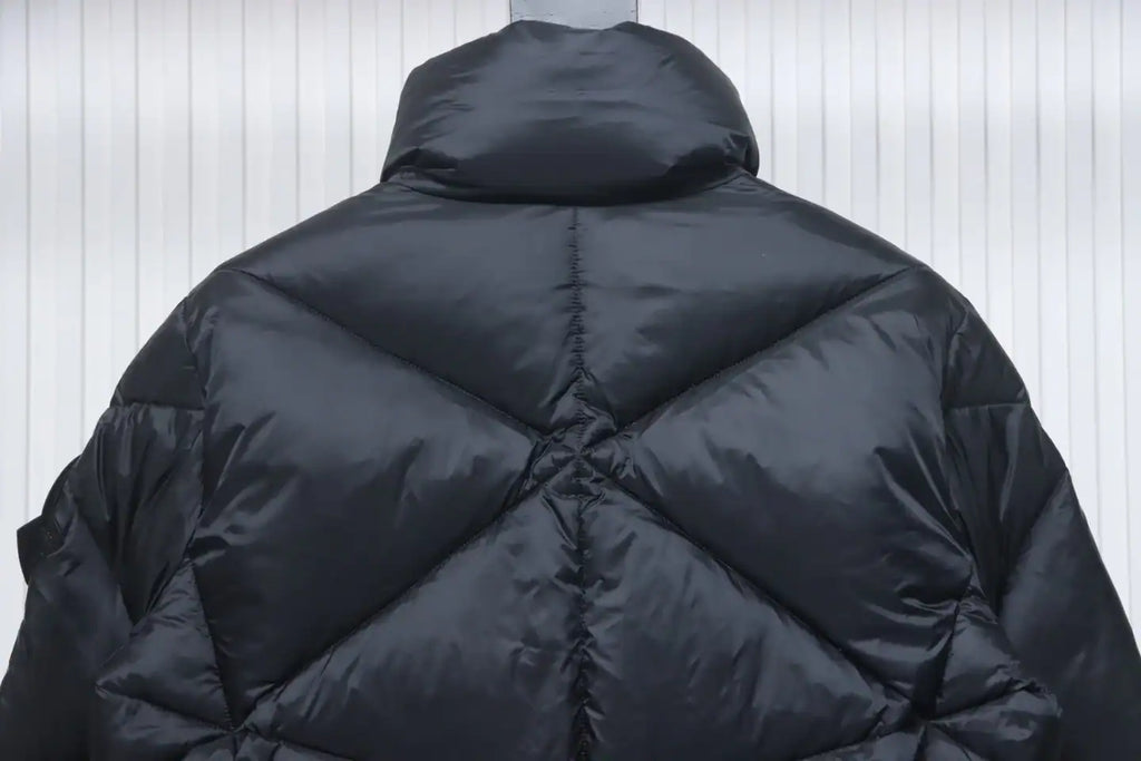 Moncler Diamond Cut Down Jacket Black – MC162