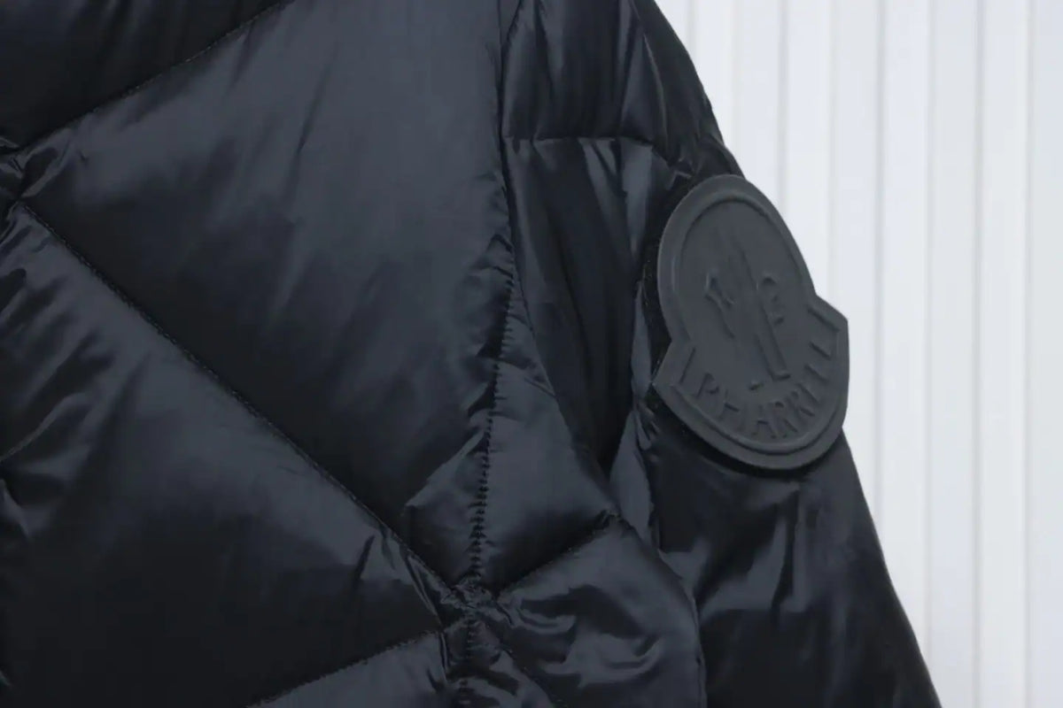 Moncler Diamond Cut Down Jacket Black – MC162