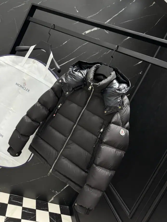 Moncler Jacket – MC149