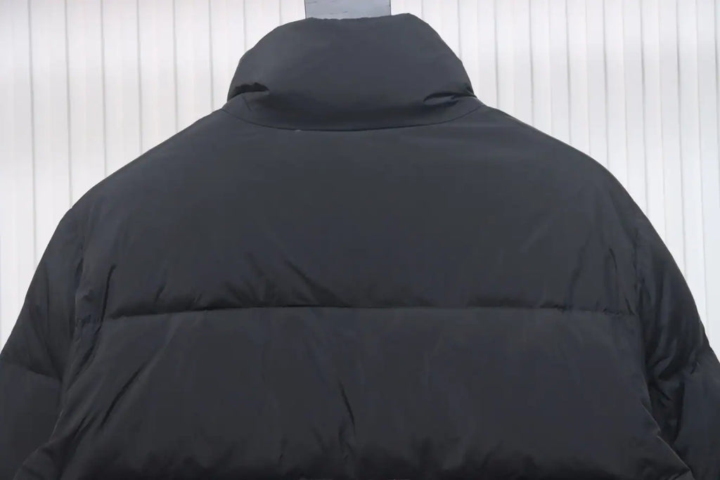 Moncler Micro-Logo Zipper Stand Collar Down Jacket Black – MC168