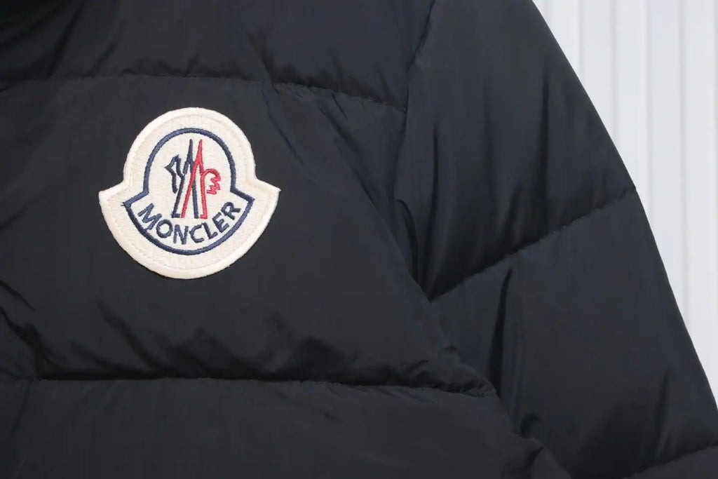 Moncler Micro-Logo Zipper Stand Collar Down Jacket Black – MC168