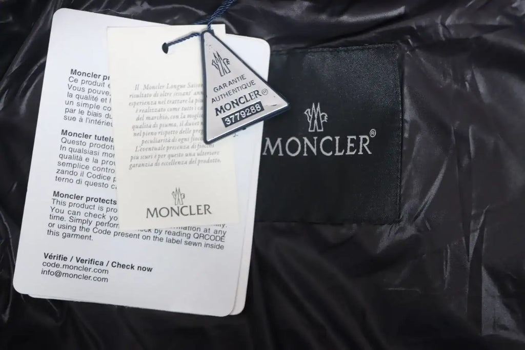 Moncler Micro-Logo Zipper Stand Collar Down Jacket Black – MC168