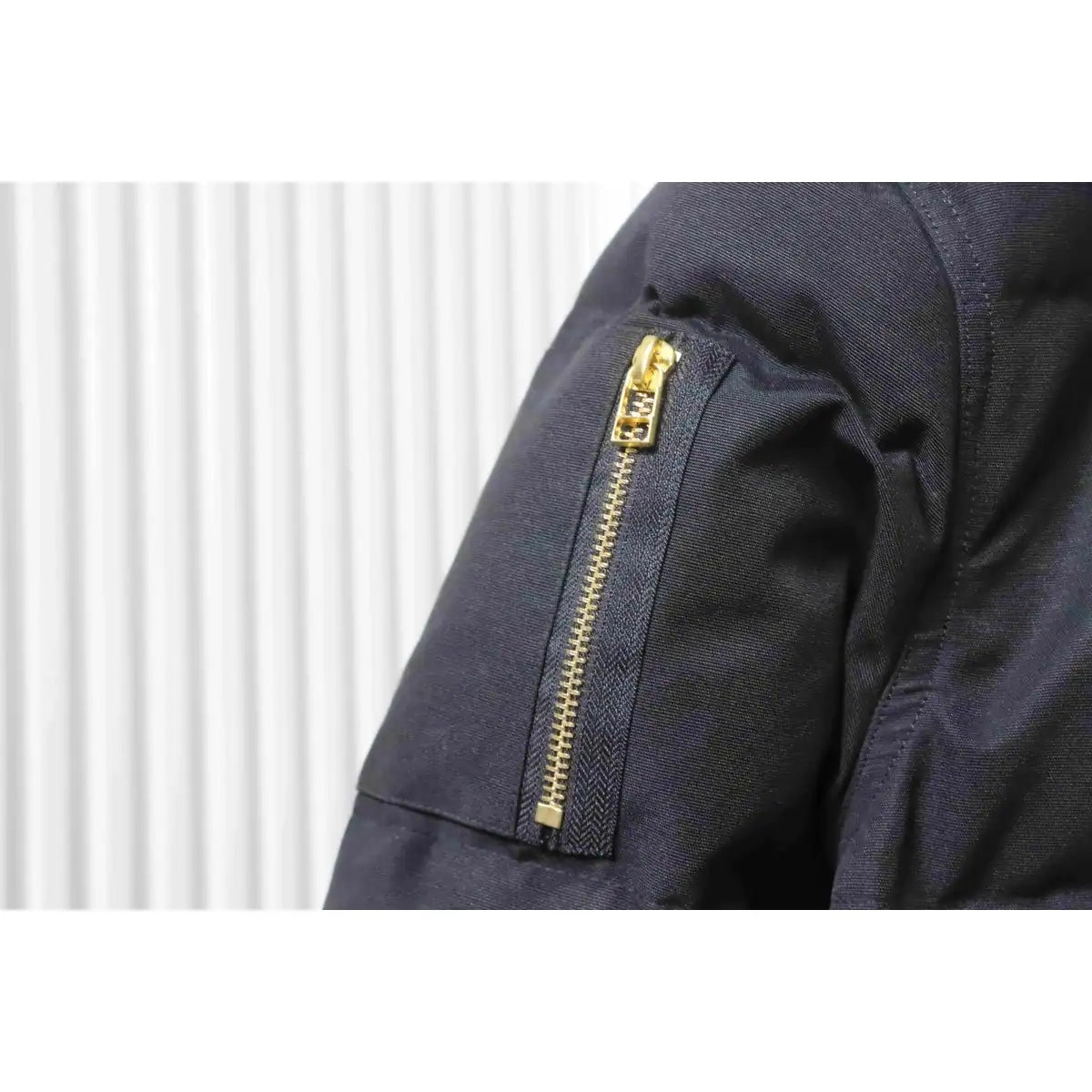 Moose Knuckles 3Q Gold Scissors Black Down Jacket – MKC013