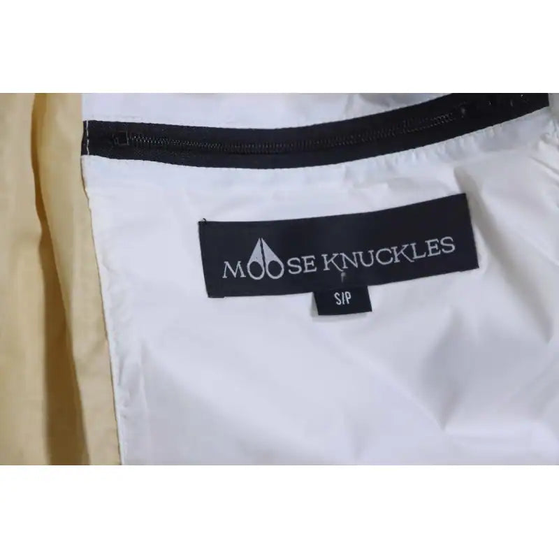Moose Knuckles Gold Scissors Stand Collar Large Plaid White Down Jacket – MKC026
