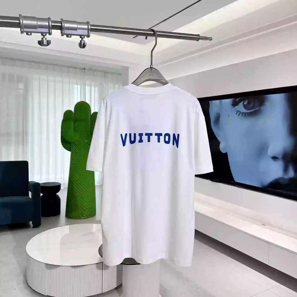 PRINTED SIGNATURE T-SHIRT IN WHITE – LVTS099