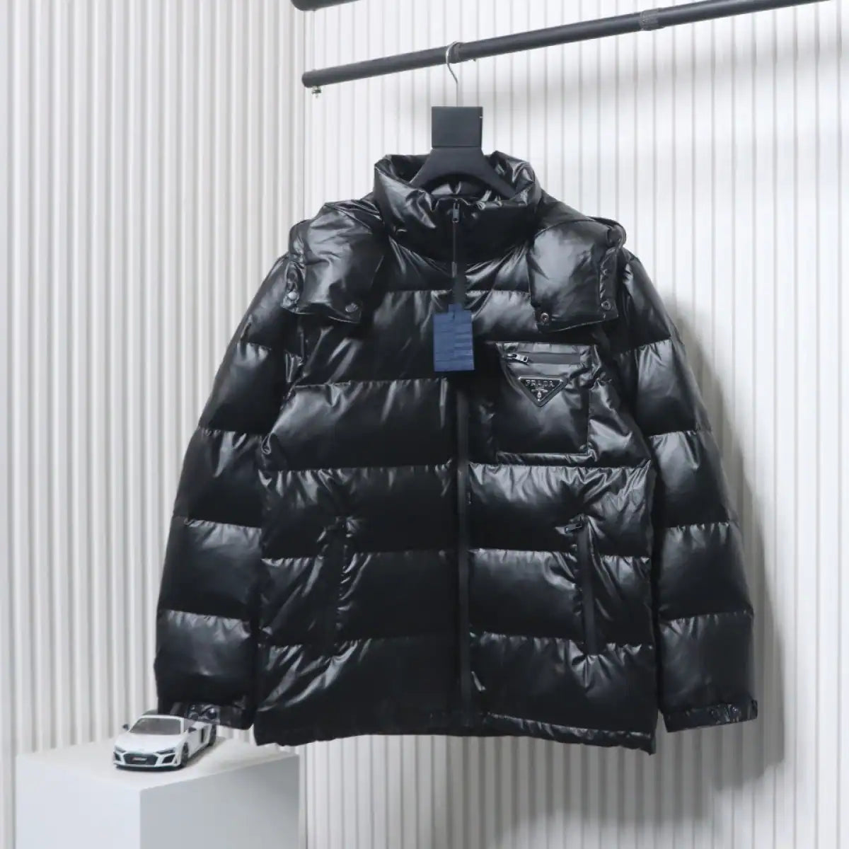 Prada 21fw Classic Triangle Logo Detachable Down Jacket Black – PC014