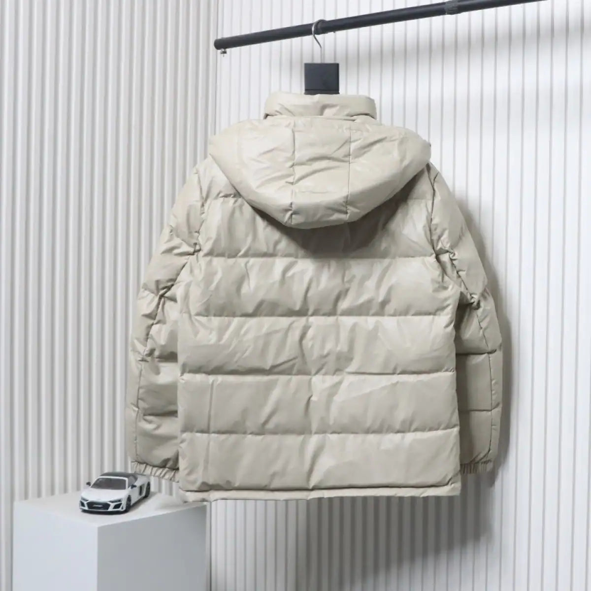 Prada 21fw Classic Triangle Logo Detachable Down Jacket White – PC015