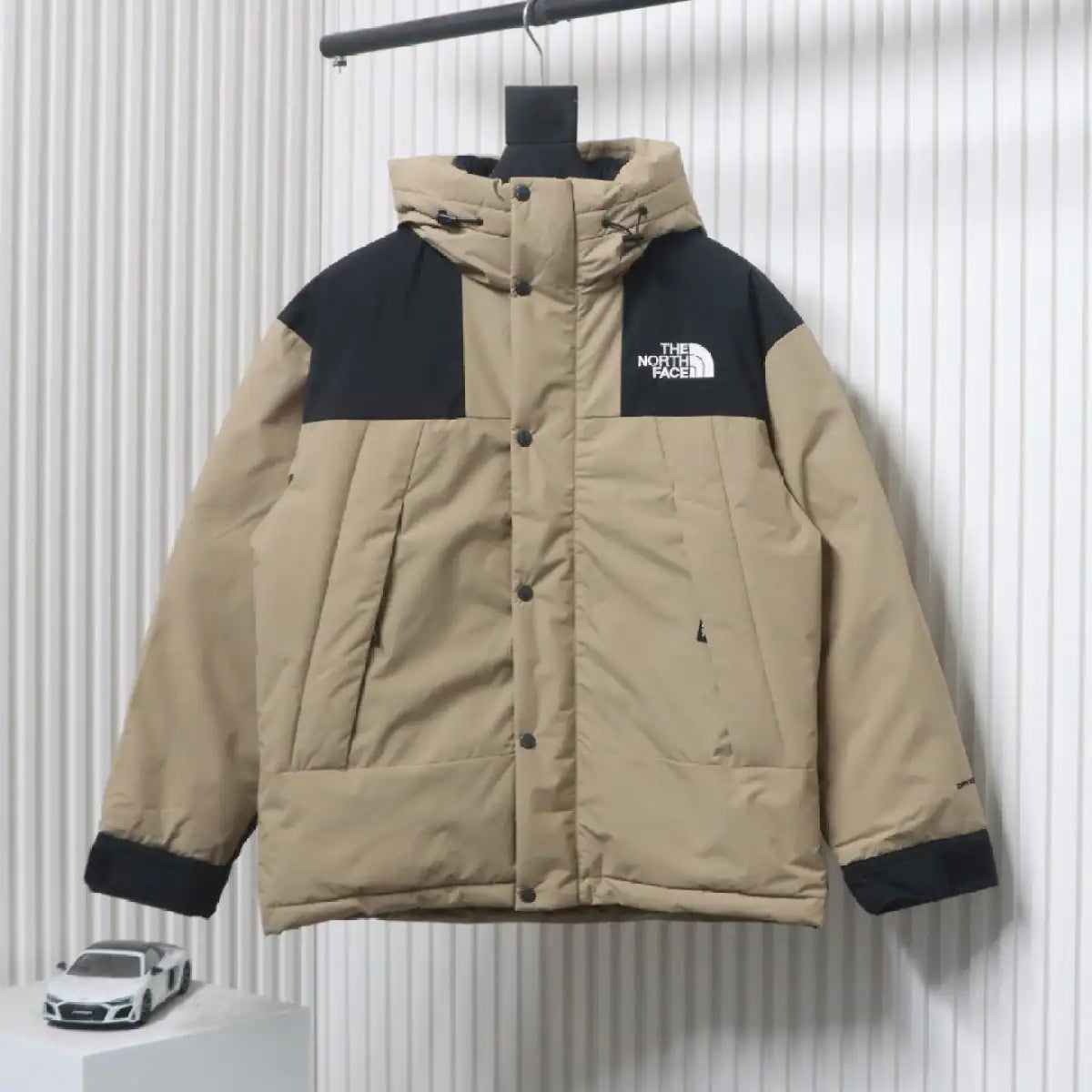 The North Face 1990 Down Jacket Khaki Black – TNC022