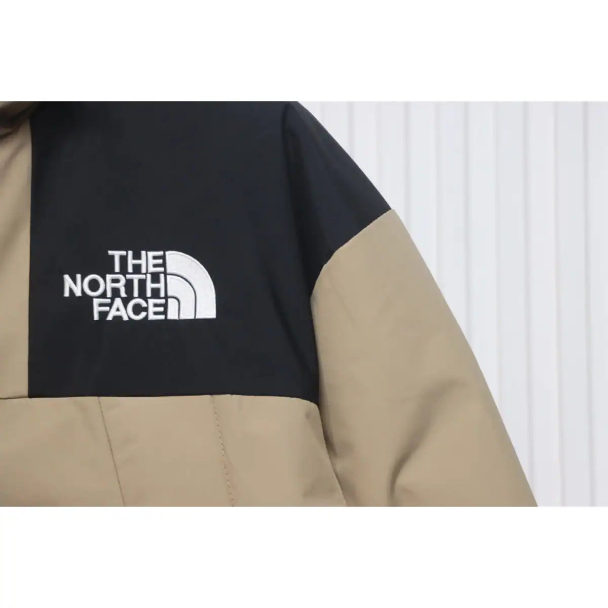 The North Face 1990 Down Jacket Khaki Black – TNC022