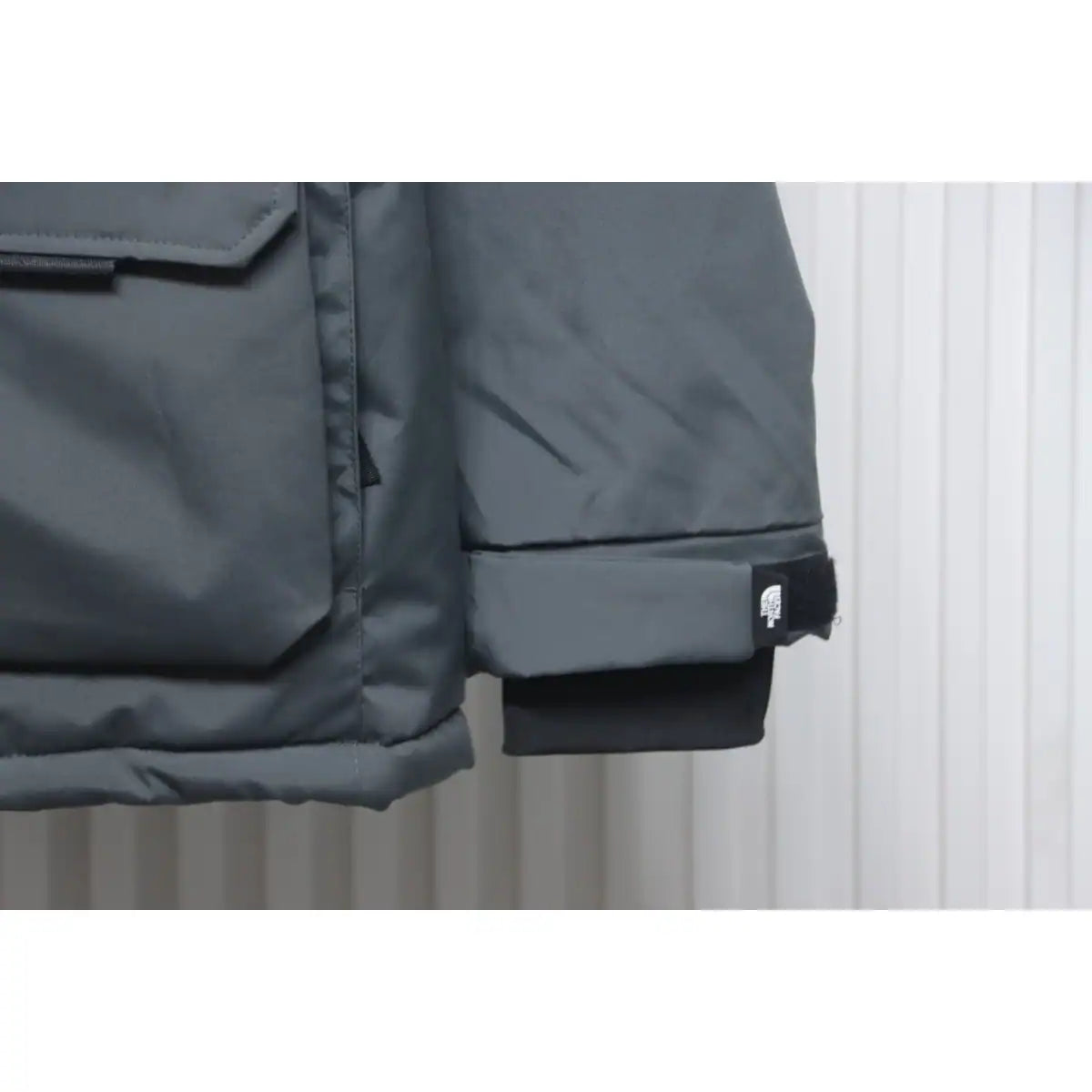 The North Face POLAR Waterproof and Windproof Workwear Multi-pocket Drawstring Hooded Down Jacket Dark Grey – TNC029
