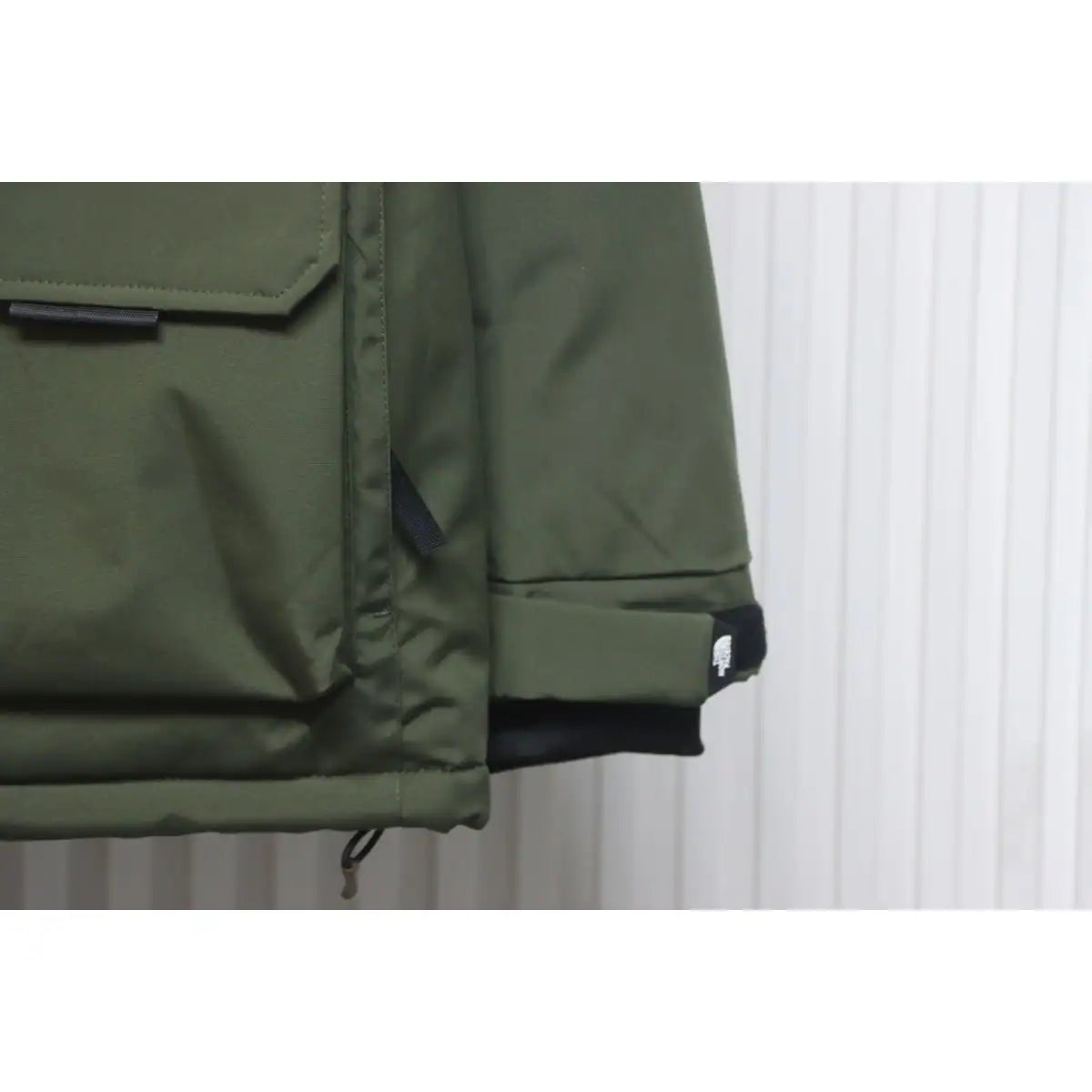 The North Face POLAR Waterproof and Windproof Workwear Multi-pocket Drawstring Hooded Down Jacket Green – TNC027