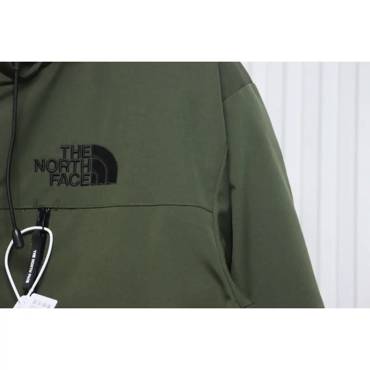 The North Face POLAR Waterproof and Windproof Workwear Multi-pocket Drawstring Hooded Down Jacket Green – TNC027