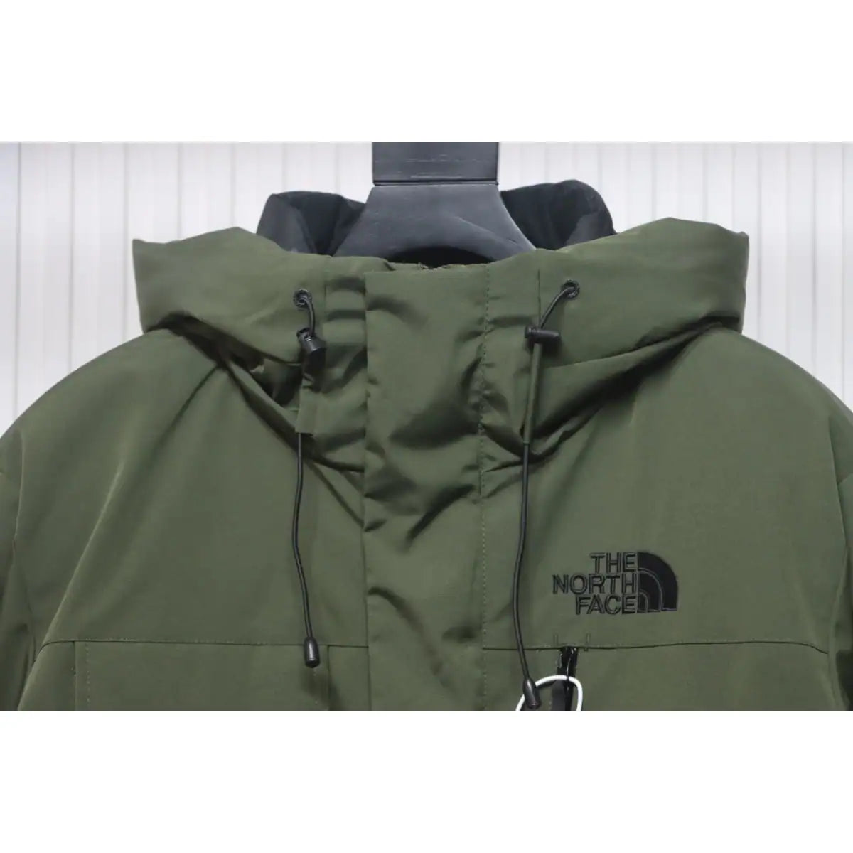 The North Face POLAR Waterproof and Windproof Workwear Multi-pocket Drawstring Hooded Down Jacket Green – TNC027