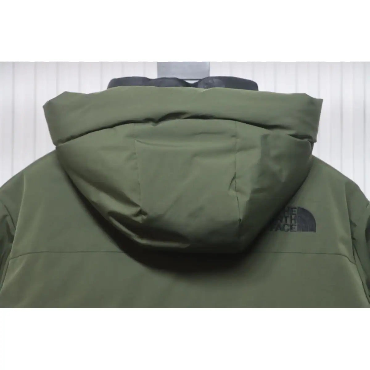 The North Face POLAR Waterproof and Windproof Workwear Multi-pocket Drawstring Hooded Down Jacket Green – TNC027