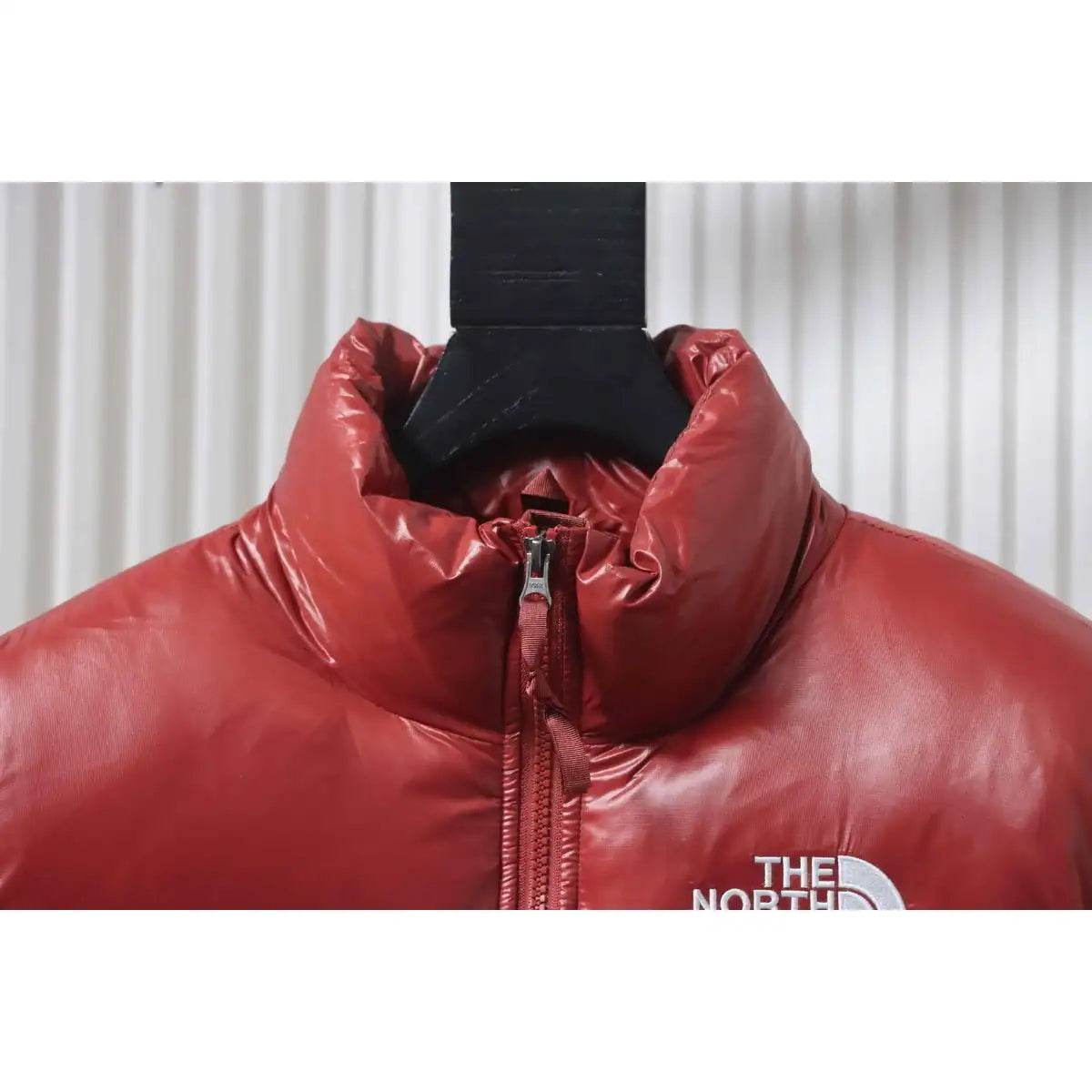 The North Face Stand-up Collar Short Down Jacket Red – TNC011