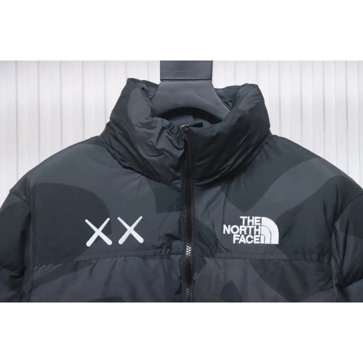 The North Face x Kaws Joint 1996 American Version Down Jacket Black – TNC001