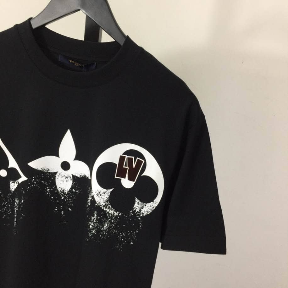 Louis Vuitton Black Short Sleeve Glitter Monogram Logo Shirt – LVTS079