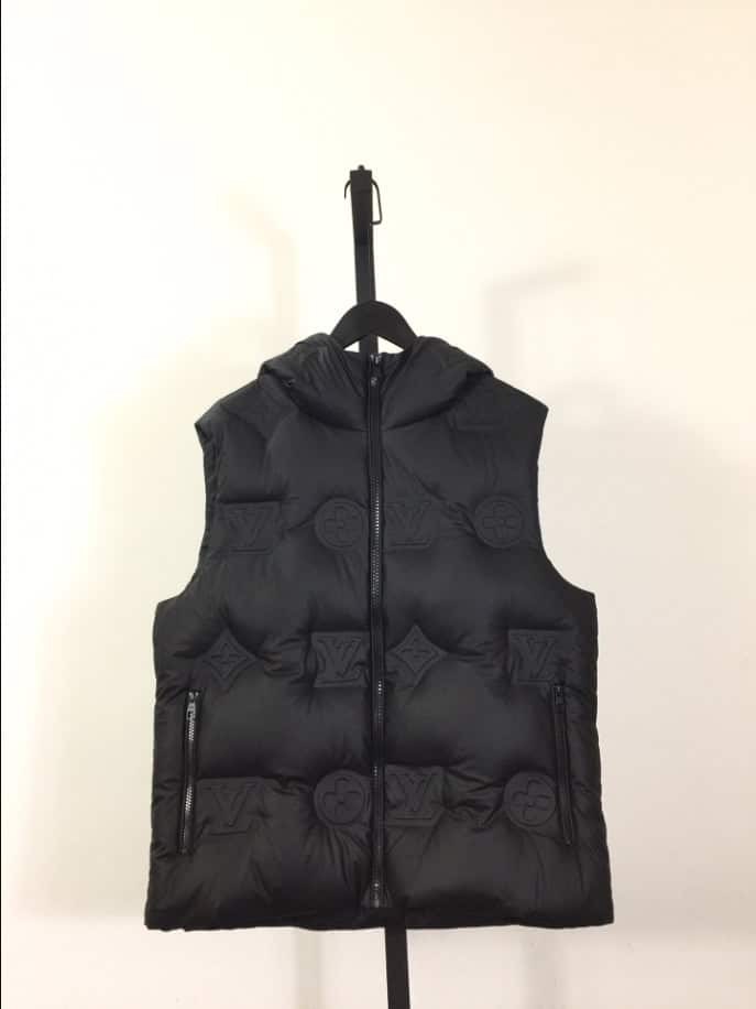 Louis Vuitton Vesta Diferite Culori Black Coat – LVC050