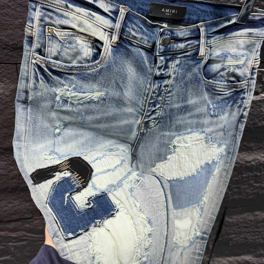 Amiri Men Varsity Ripped Blue Jeans – AMIJ016