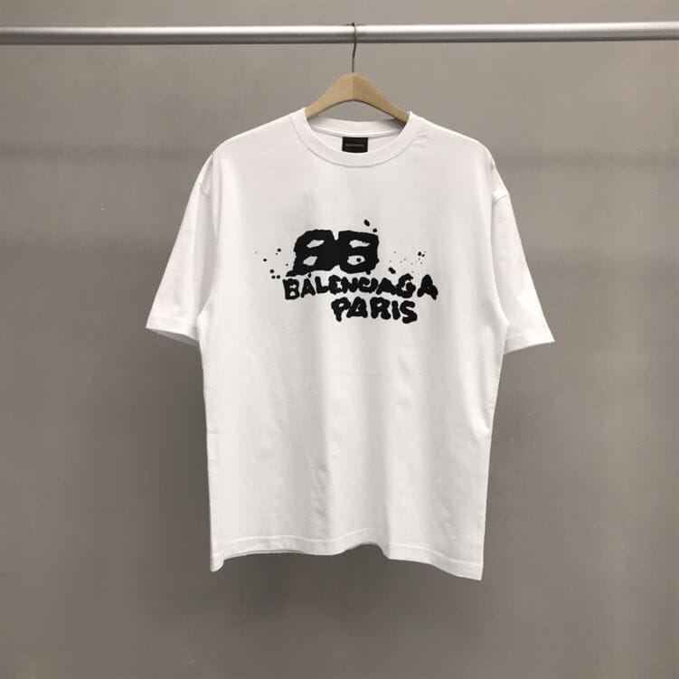 BALENCIAGA HAND DRAWN BB ICON T-SHIRT MEDIUM FIT IN WHITE – BAS014