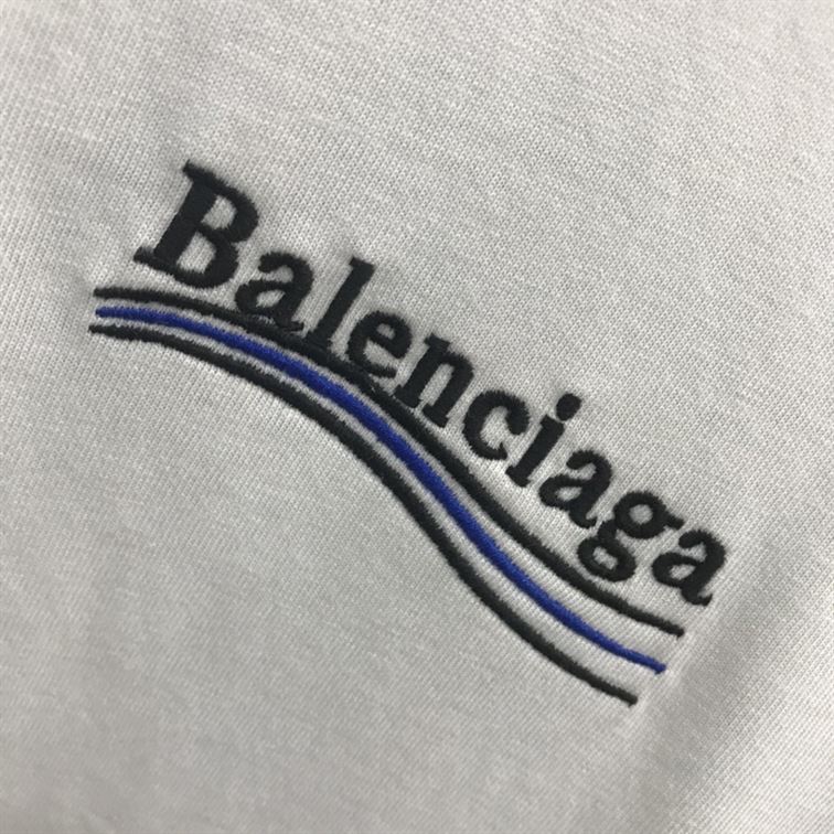 BALENCIAGA MEN’S POLITICAL CAMPAIGN T-SHIRT LARGE FIT IN WHITE – BAS020