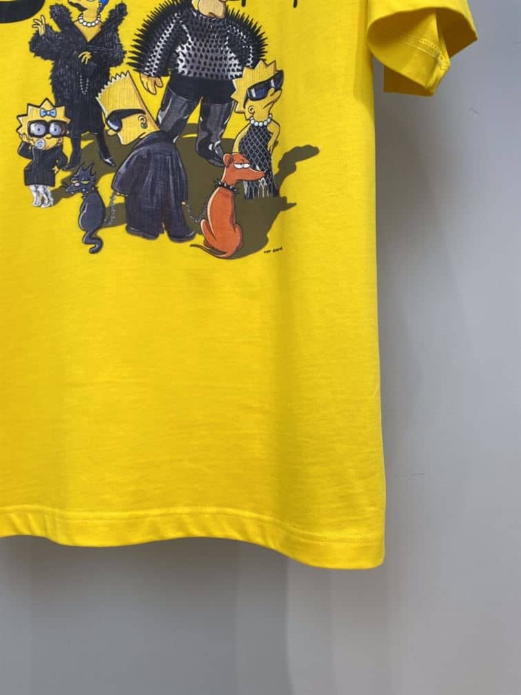 BALENCIAGA MEN’S THE SIMPSONS TM 20TH TELEVISION T-SHIRT OVERSIZED IN YELLOW – BAS007