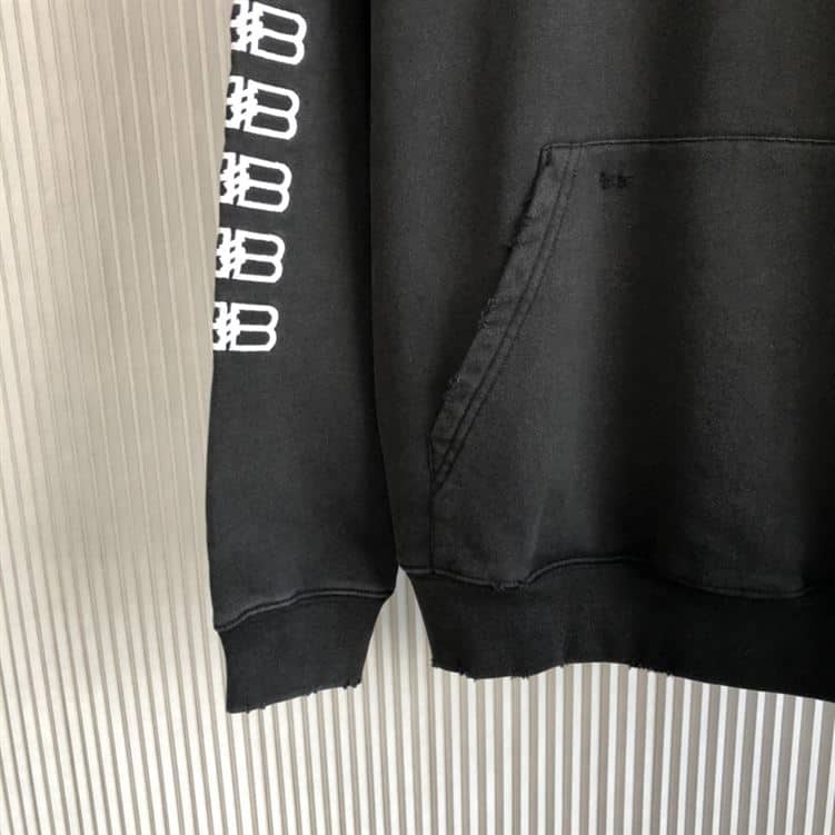 BALENCIAGA PARIS ICON HOODIE MEDIUM FIT IN BLACK – BH002