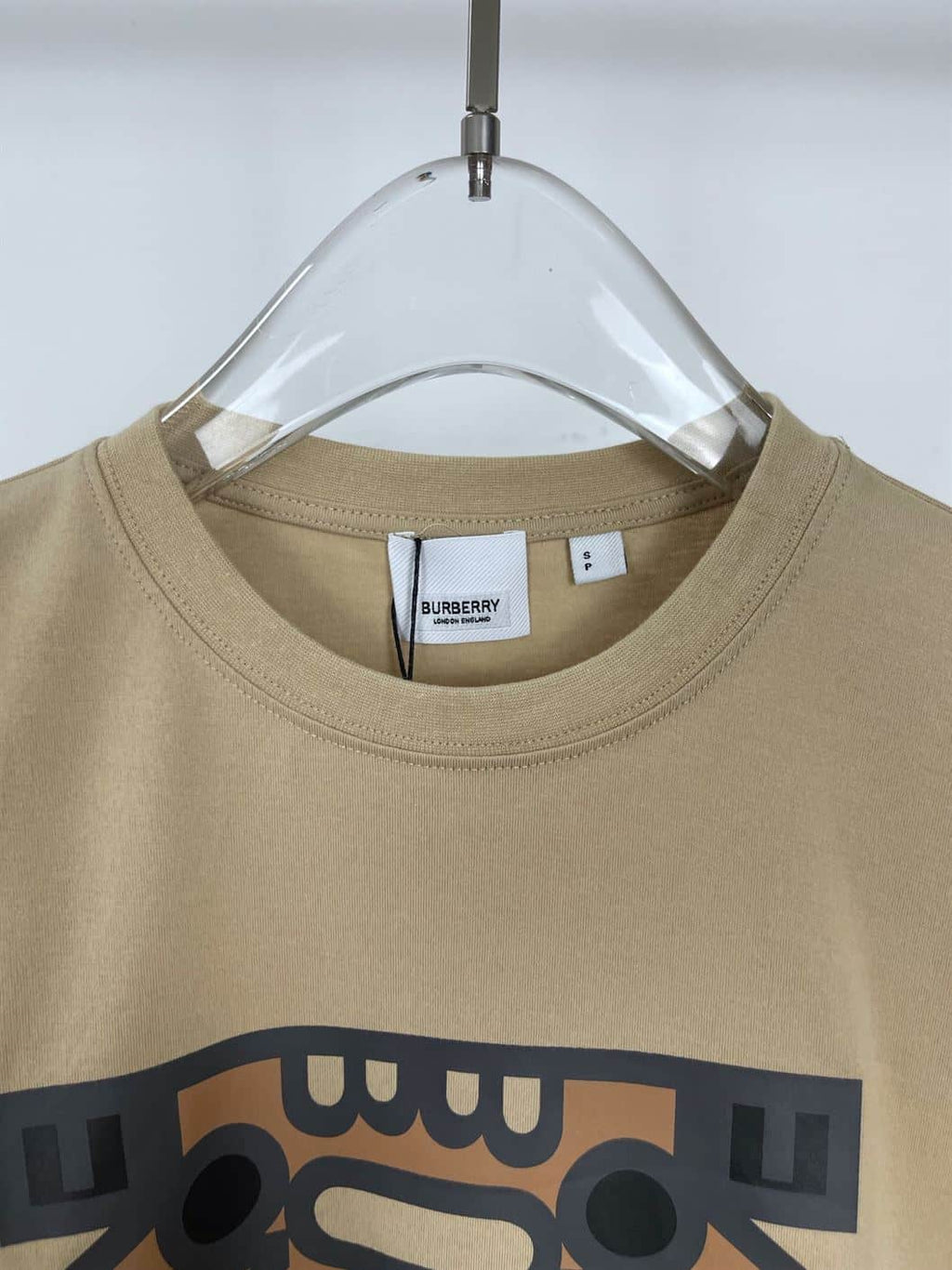 BURBERRY LOGO PRINT COTTON OVERSIZE T-SHIRT – IN SOFT FAWN – BRS006