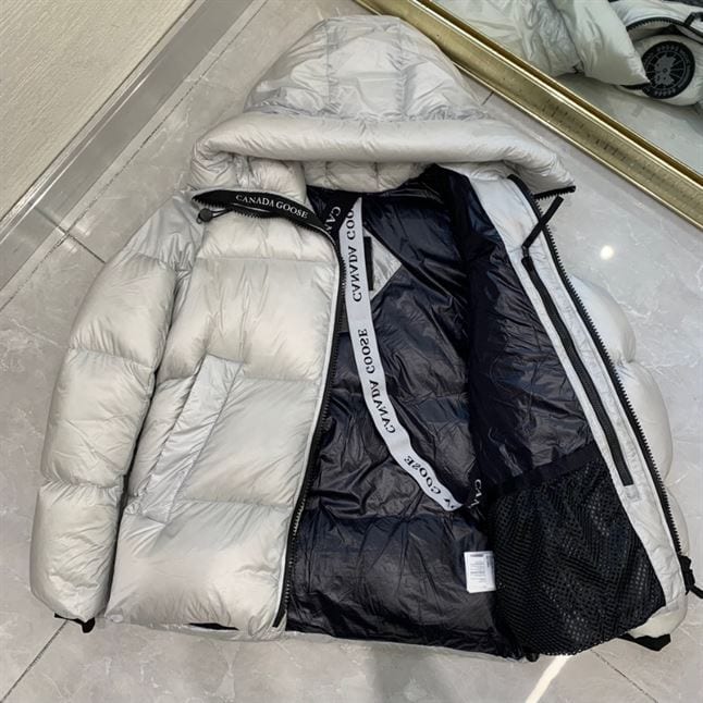 CANADA GOOSE CROFTON PUFFER BLACK LABEL – CN25