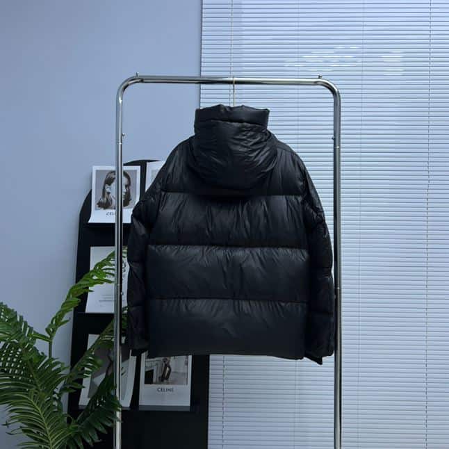 CANADA GOOSE CROFTON PUFFER JACKET – CN16