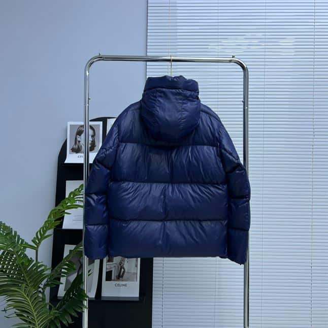 CANADA GOOSE CROFTON PUFFER JACKET – CN19
