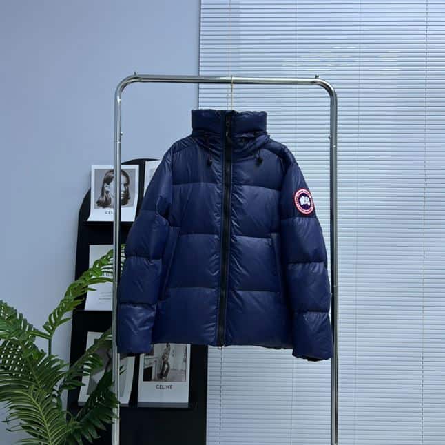 CANADA GOOSE CROFTON PUFFER JACKET – CN19