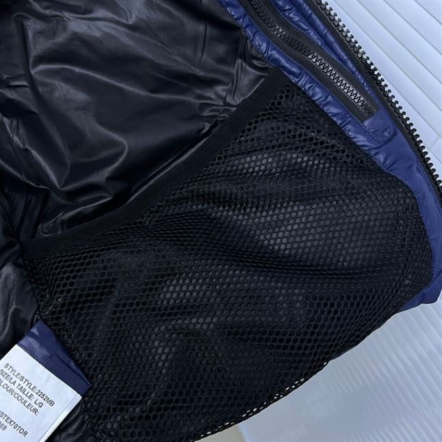 CANADA GOOSE CROFTON PUFFER JACKET – CN19